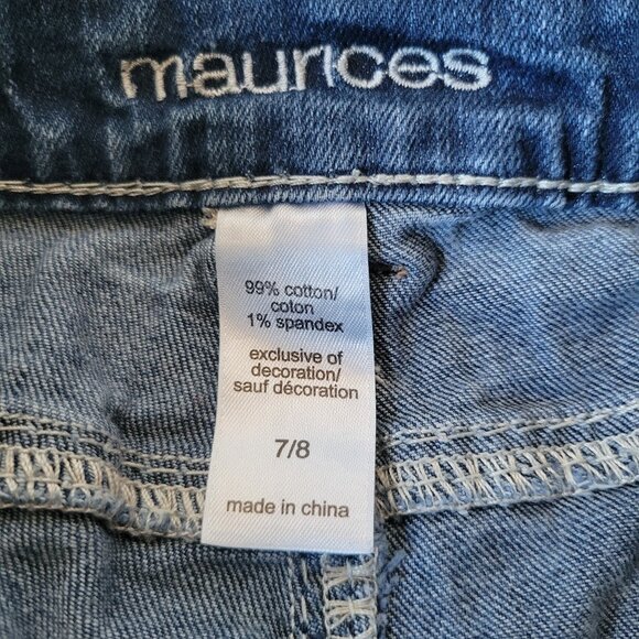 Maurices Women’s Jean Shorts, Women’s Shorts, Sz 7/8, Dark Distressed Denim, EUC - Picture 3 of 6